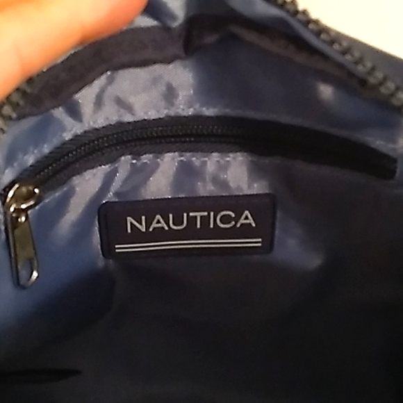 NAUTICA Net Detail Crossbody Bag - Picture 10 of 12